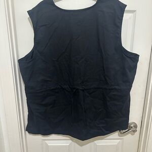 White Cross black 3 pocket button front scrub vest size 3XL